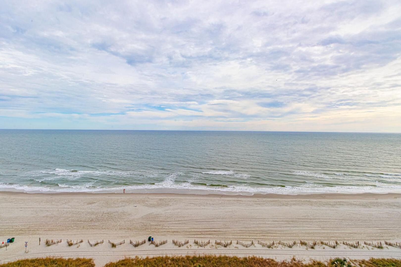 Gorgeous Oceanfront 3 Bedroom Condo! Sleeps 10 Guests! Compass Cove Mariner Tower 1217 Myrtle Beach Exterior foto